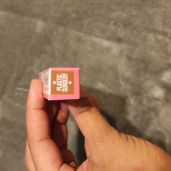 💫Jeffree Star Velour Liquid Lipstick - Picture 2 of 6